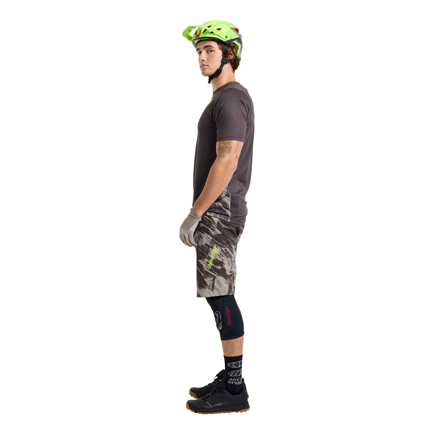 Skyline Short W/Liner Elemental Dark Earth