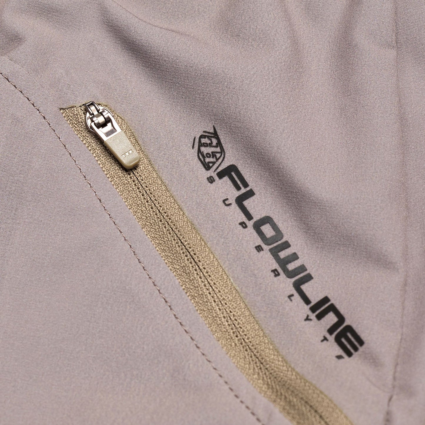 Flowline Superlyte Short Mono Timber