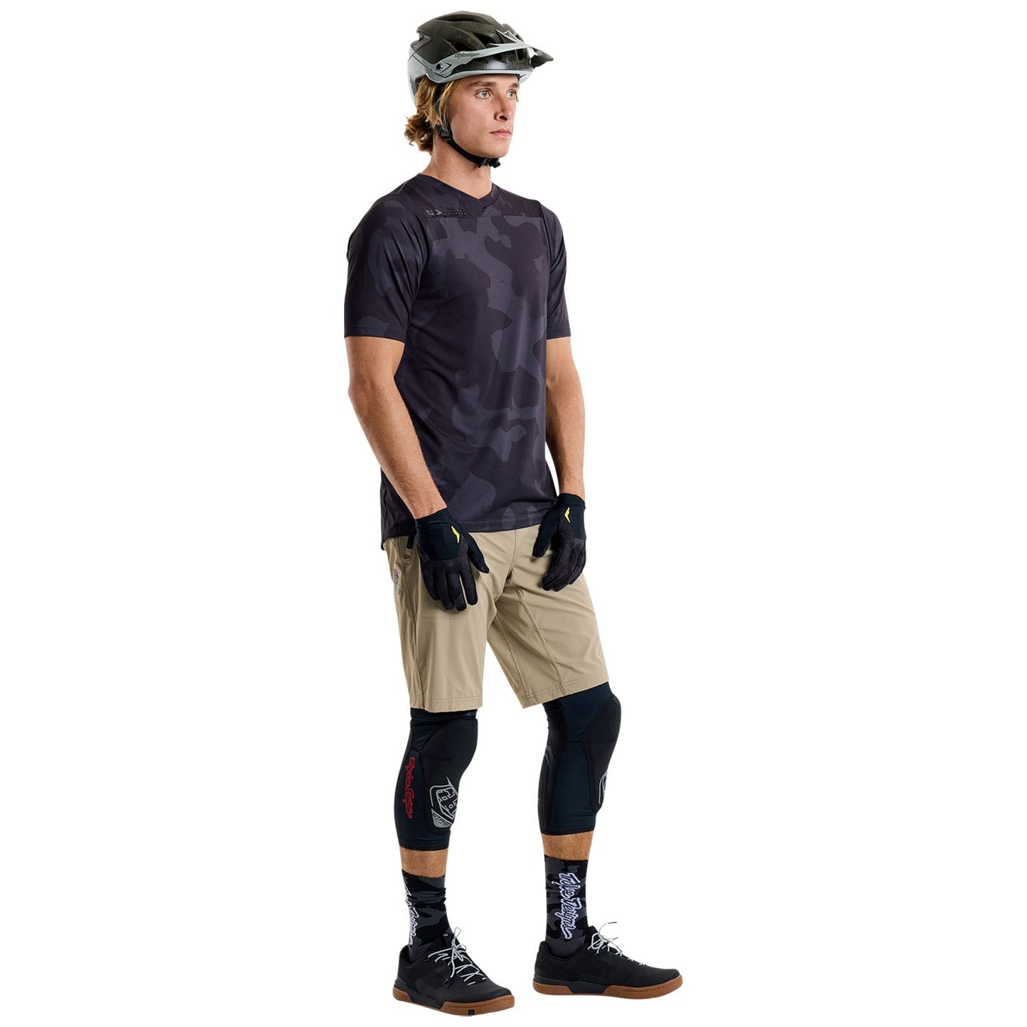 Skyline Short Shell Mono Timber